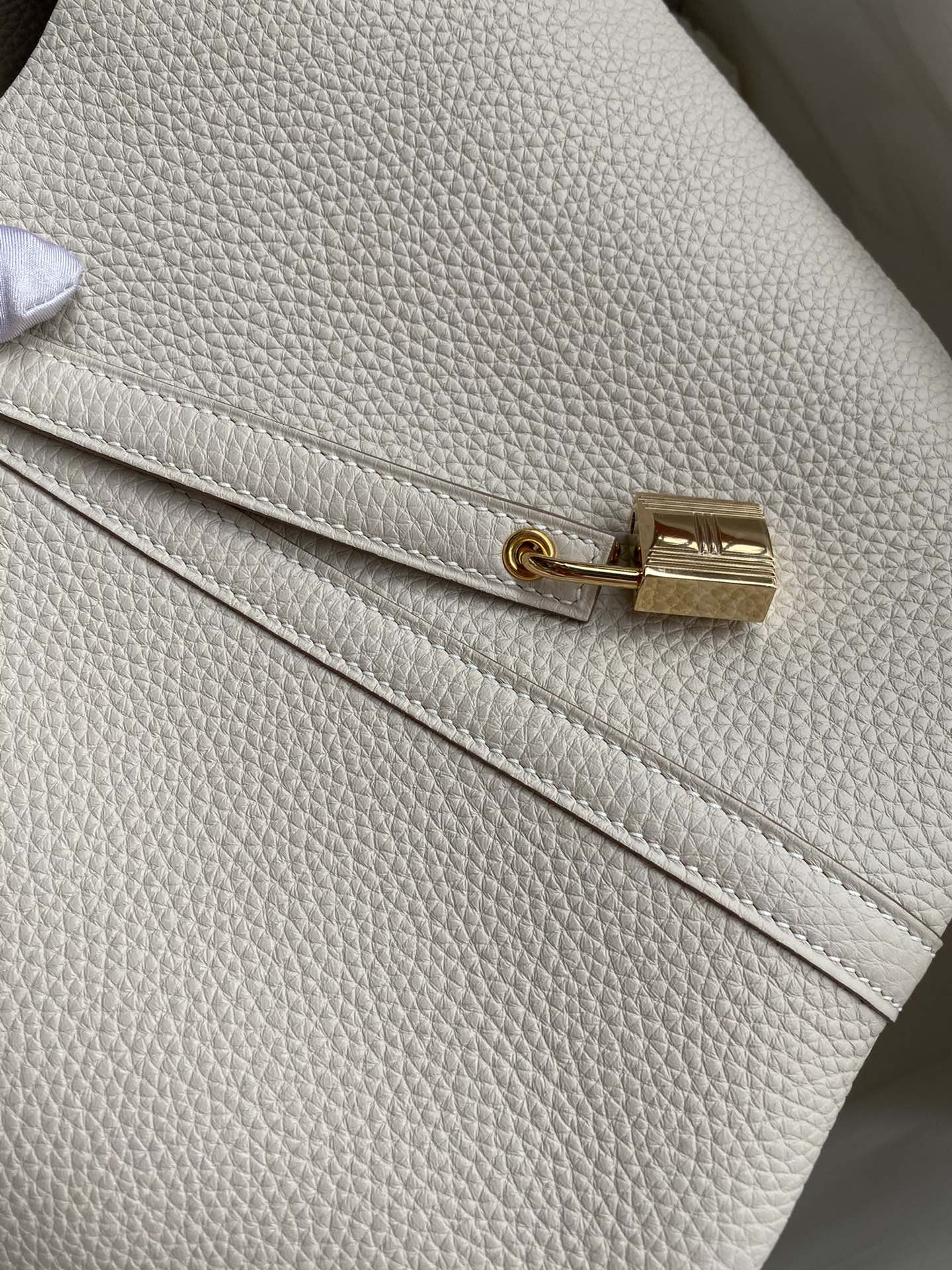 Hermes Picotin Lock 22 Bag In Cream White Clemence Leather